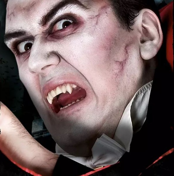 Dracula Gebiss, obere Zahnreihe